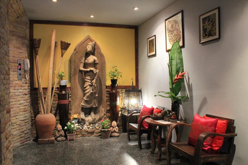 Mook Anda Hotel Phuket Exterior photo
