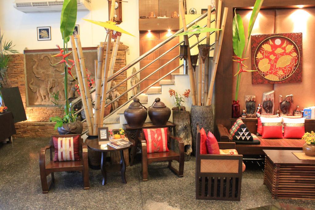 Mook Anda Hotel Phuket Exterior photo