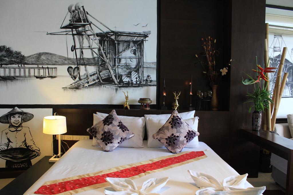 Mook Anda Hotel Phuket Exterior photo