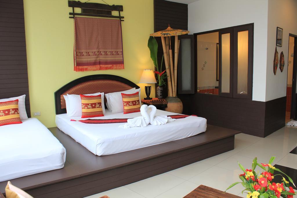 Mook Anda Hotel Phuket Exterior photo