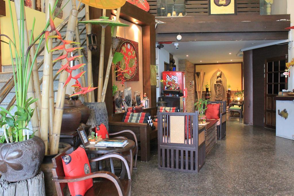 Mook Anda Hotel Phuket Exterior photo