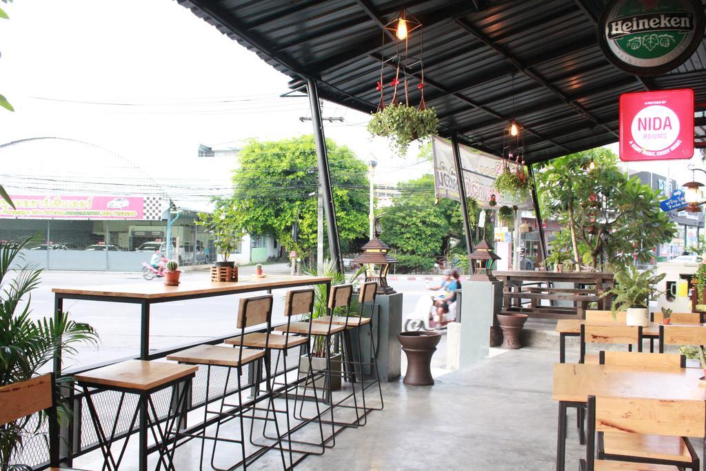 Mook Anda Hotel Phuket Exterior photo
